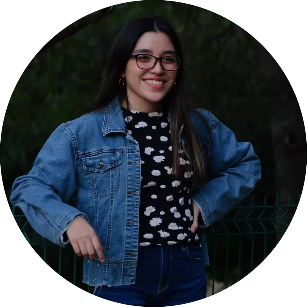 Fatima Sanchez - Estudiante de la academia de inglés “Let’s English School” .