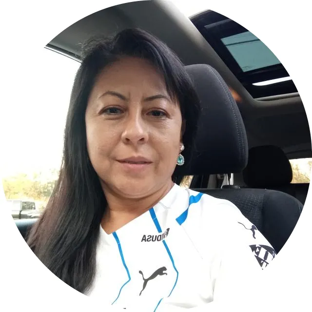 Rosario Rivero - Estudiante de la academia de inglés “Let’s English School” .