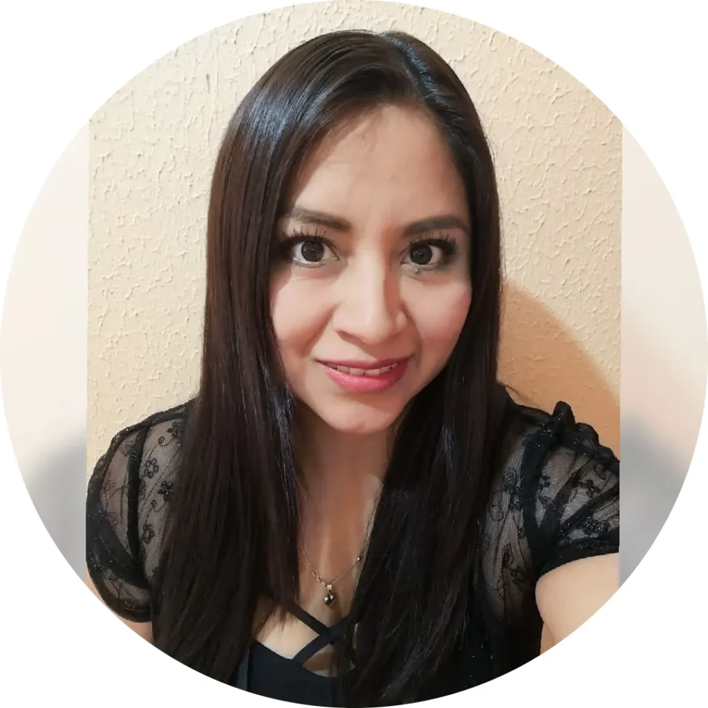 Yomara Cruz - Estudiante de la academia de inglés “Let’s English School” .